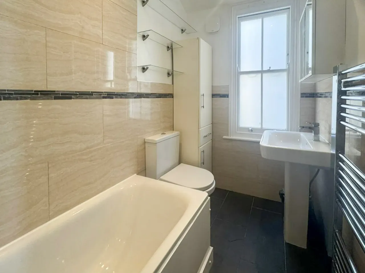 Hilda Road, London, E16, photo 5