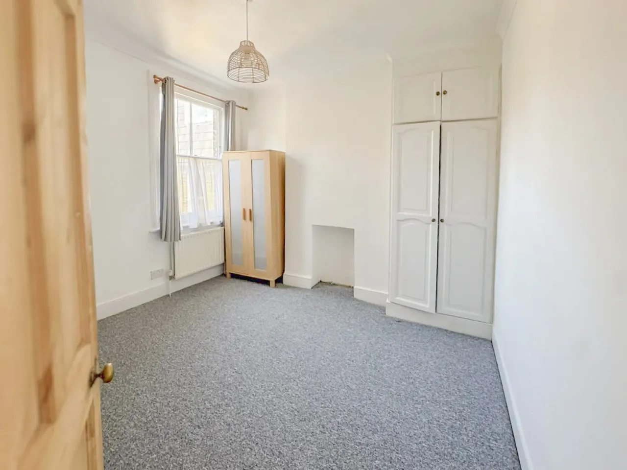 Hilda Road, London, E16, photo 3