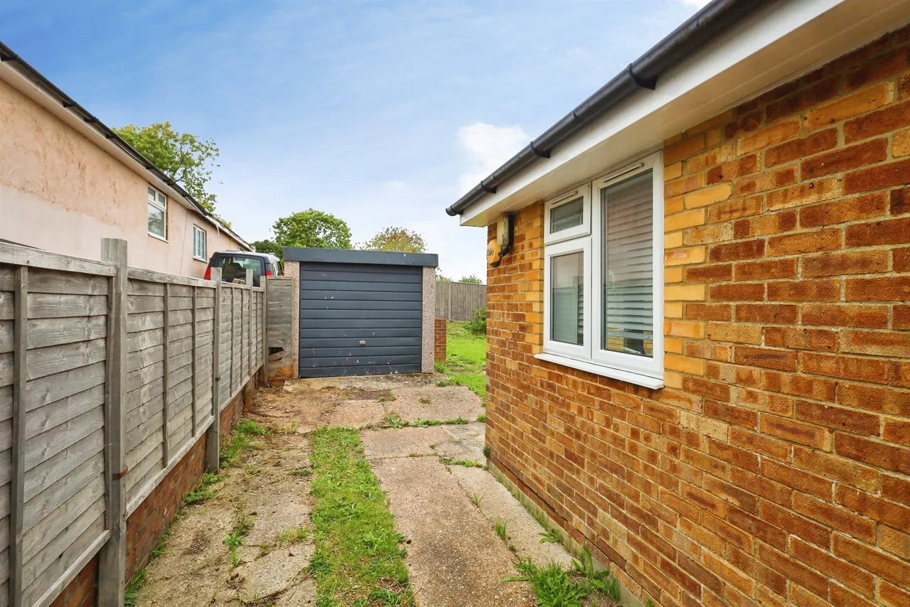 Selmeston Road, Eastbourne, BN21, photo 14