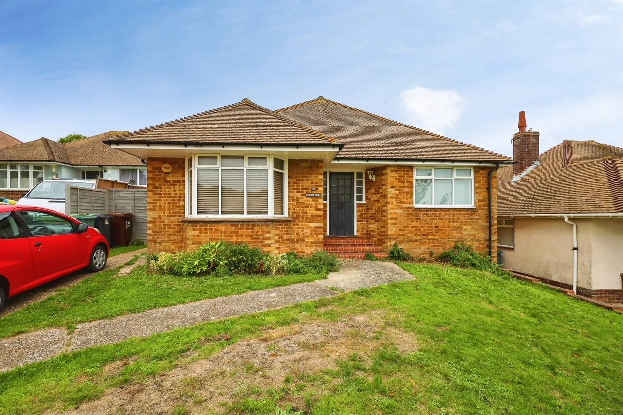 4 bed house for sale, Selmeston Road, Eastbourne, BN21