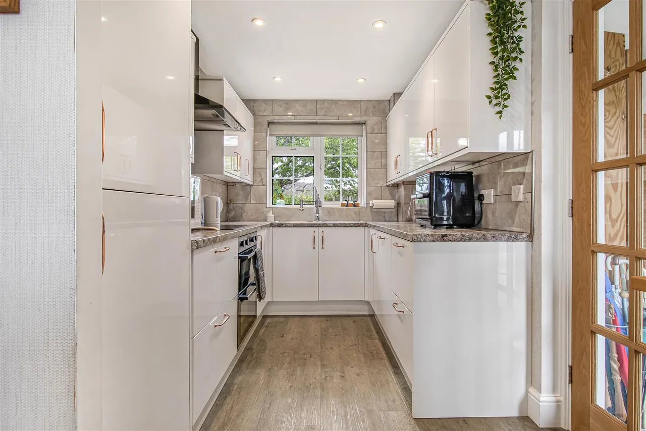 Malin Close, Haverhill, CB9, photo 4
