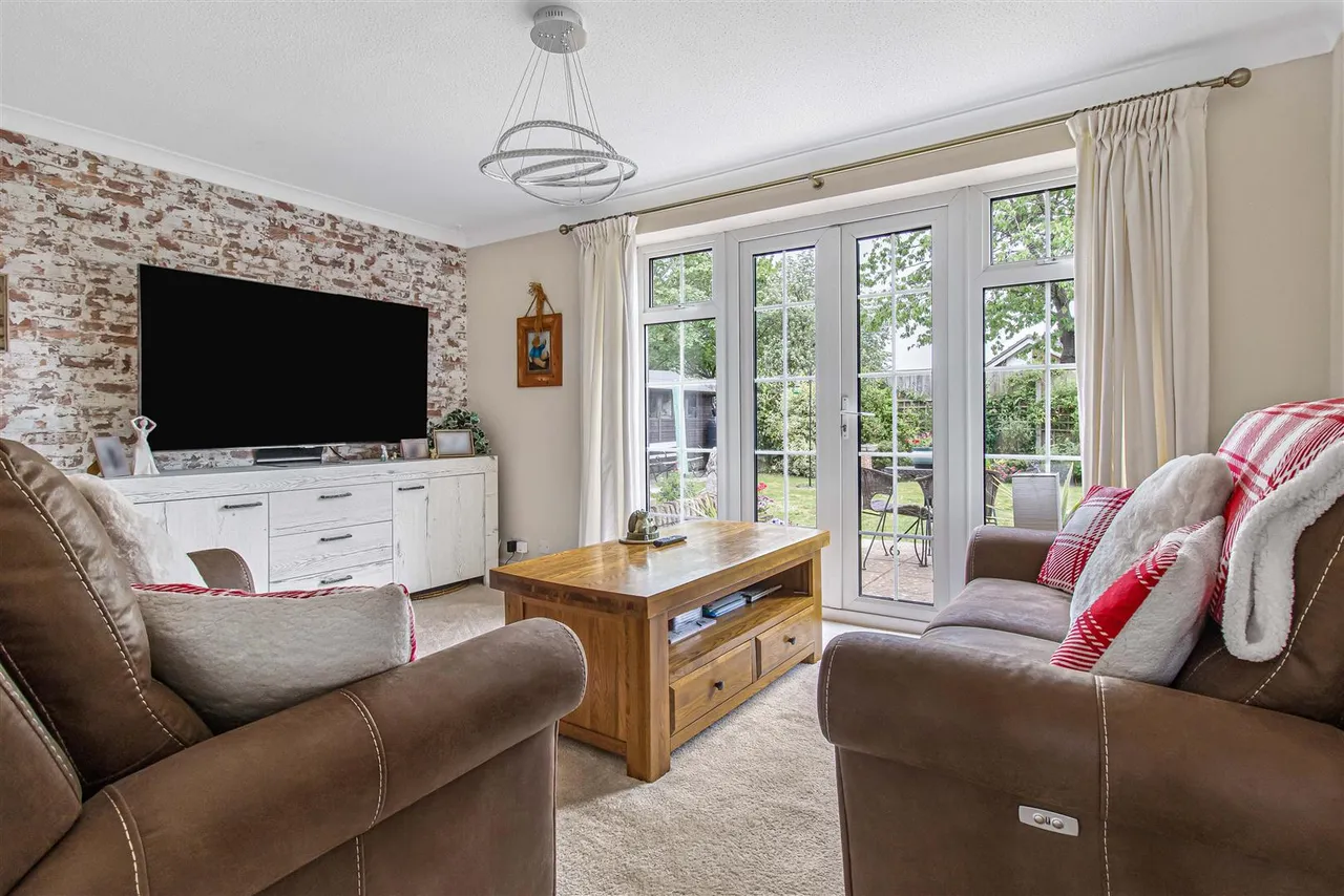 Malin Close, Haverhill, CB9, photo 3
