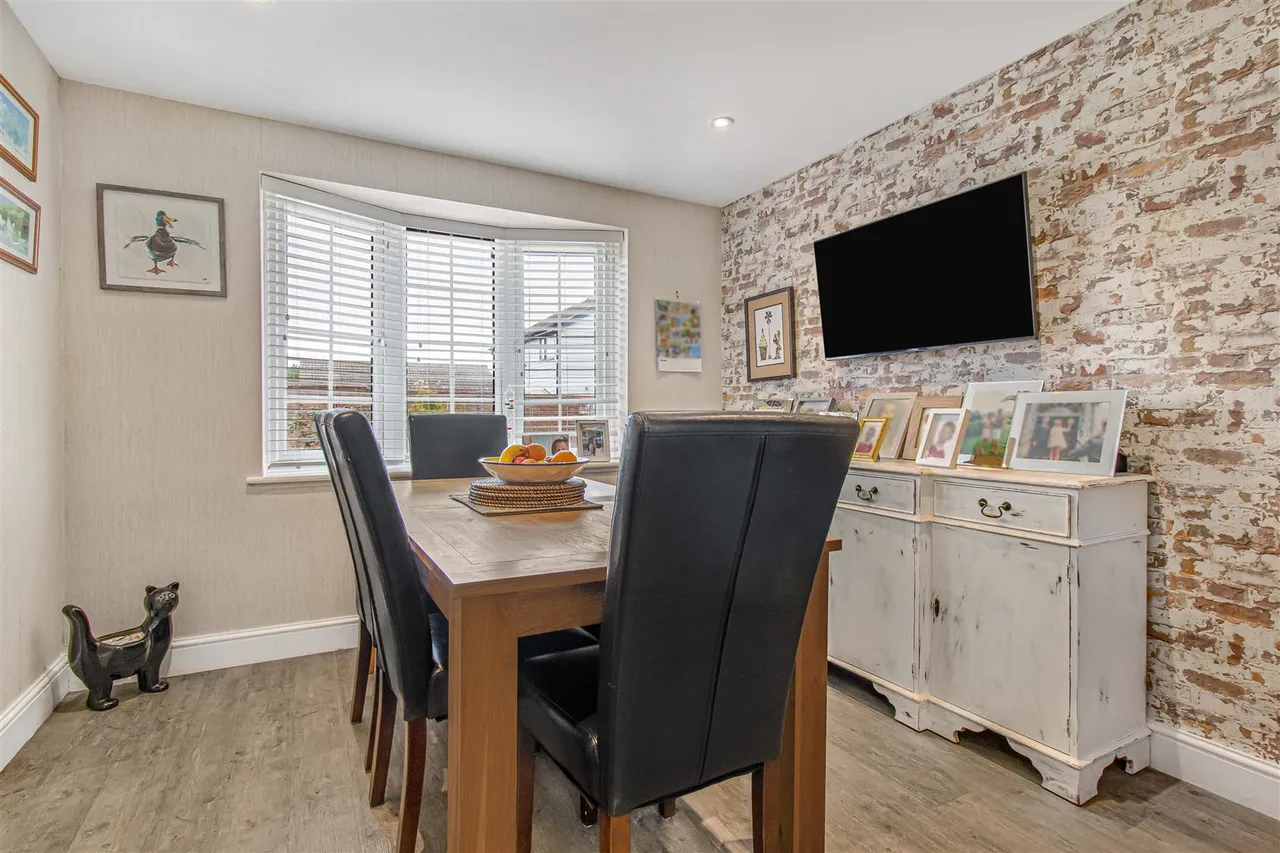 Malin Close, Haverhill, CB9, photo 6