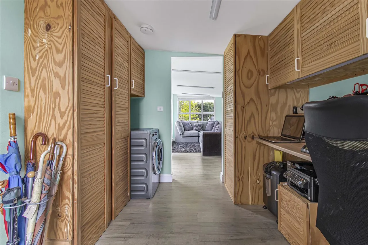 Malin Close, Haverhill, CB9, photo 8