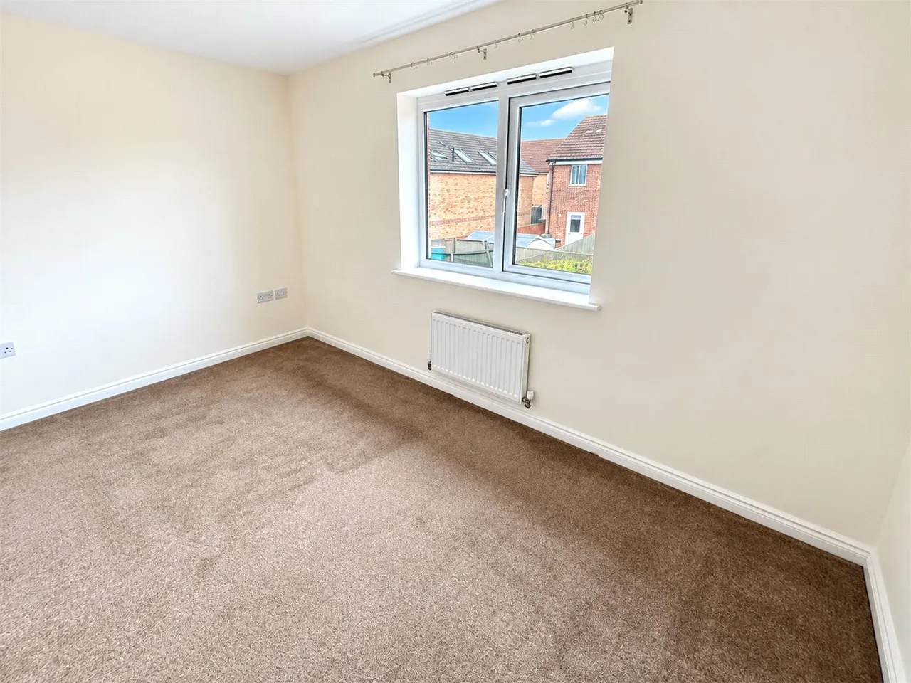 Haydock Park Drive, Bourne, PE10, photo 6
