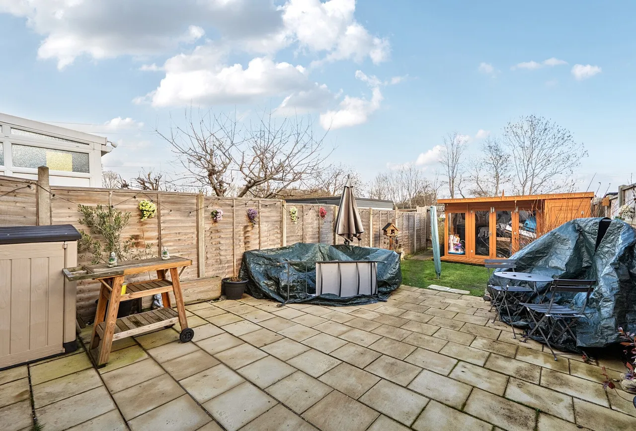 Kingshill Avenue, Worcester Park, KT4 8DF, photo 3