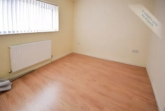Lee Walk, Basildon, SS16, photo 7