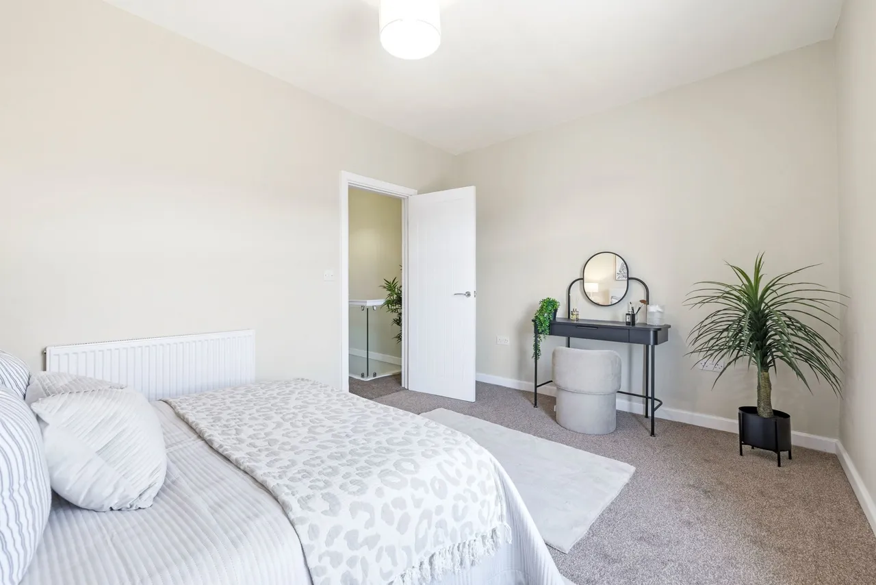 Neath Road, Plasmarl, SA6, photo 11