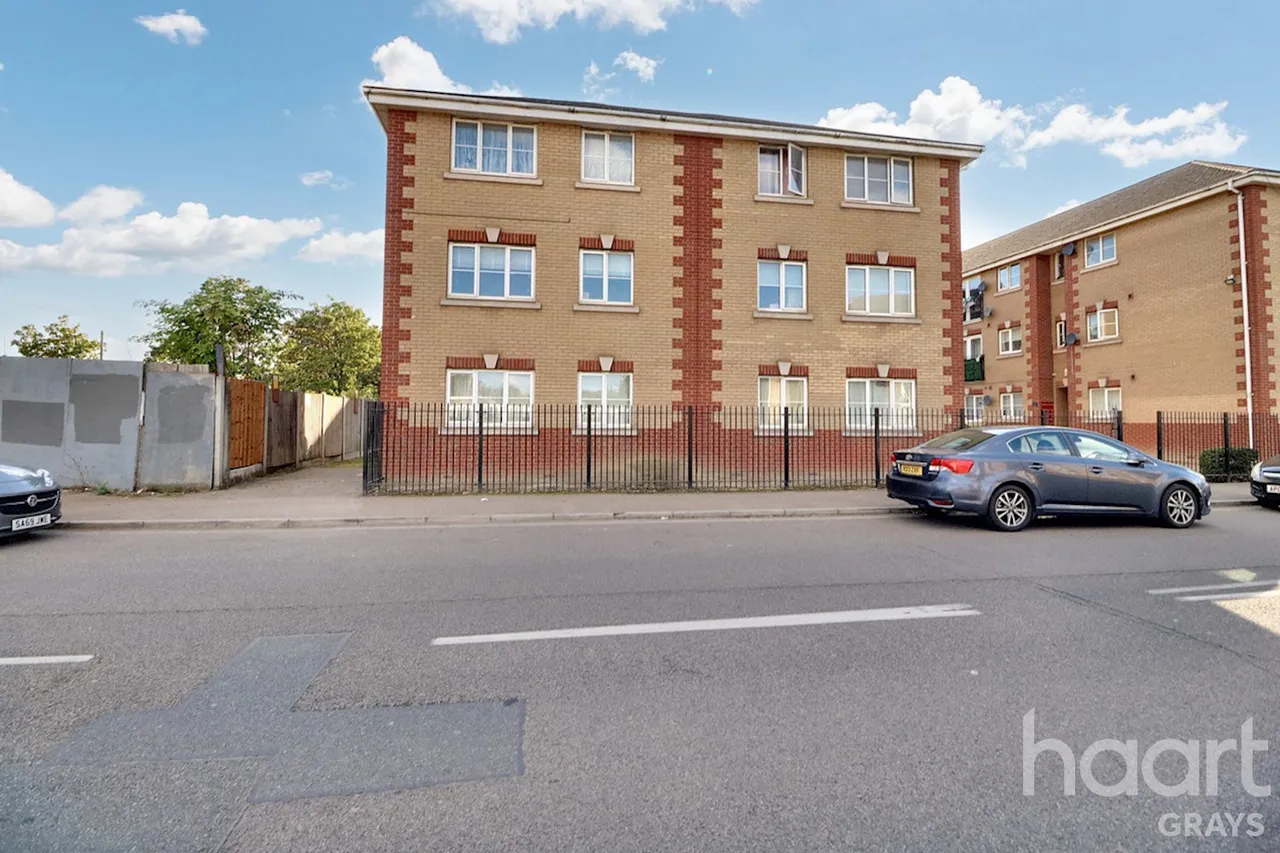 Dock Road, Tilbury, RM18, photo 10