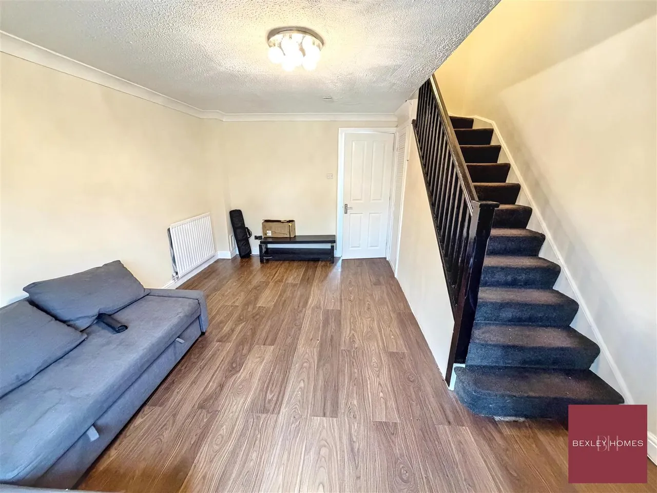 2 bed house to rent, Sandpiper Drive, Erith, DA8