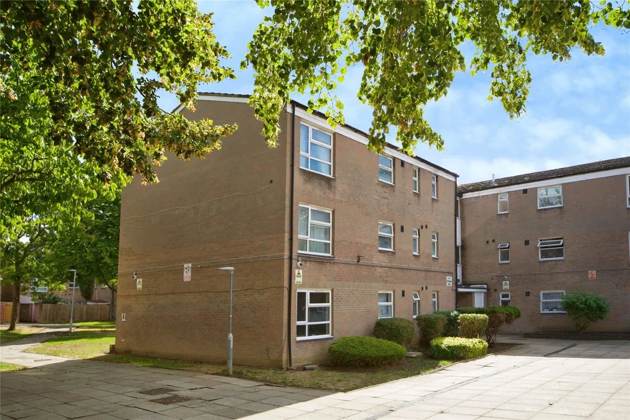 Flat 2 Pintail Heights, 6 The Hyde, London, NW9, photo 4