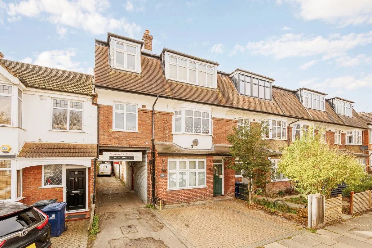Radbourne Avenue, Ealing, W5, photo 9