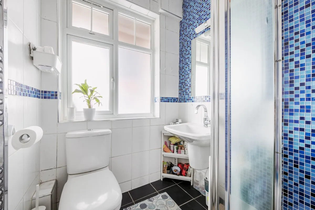 Radbourne Avenue, Ealing, W5, photo 3