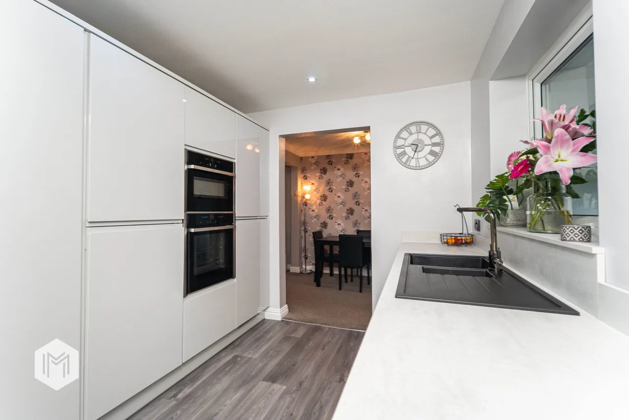 Alder Close, Bury, BL8 2PT, photo 8