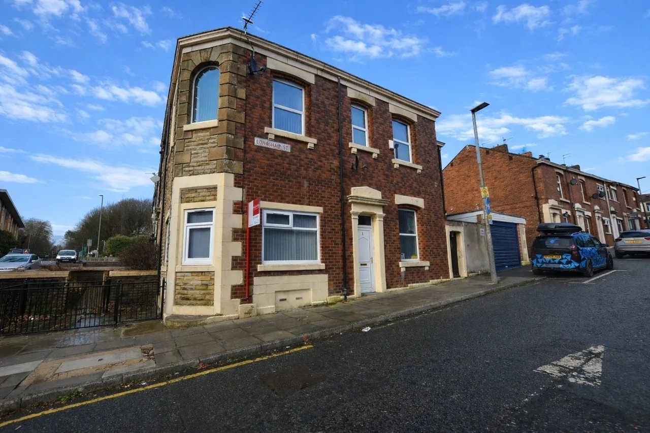 2 bed house for sale — Longshaw Street, Longshaw/ Ewood, Blackburn, Lancashire, BB2