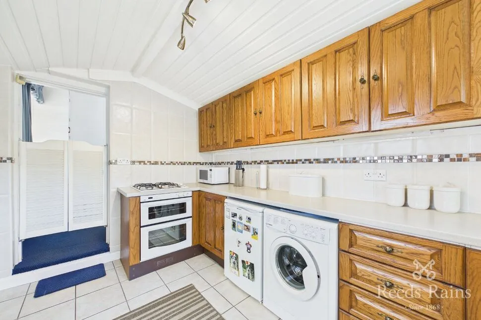Lytham Road, Ashton-on-Ribble, Lancashire, PR2, photo 5