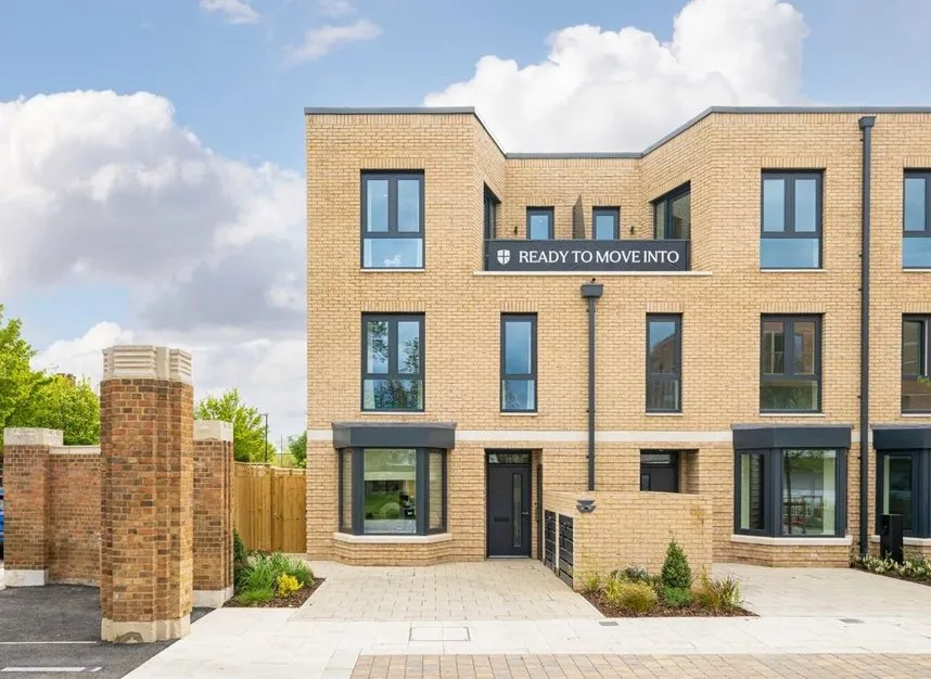 3 bed house for sale, Egerton Road, Twickenham, TW2