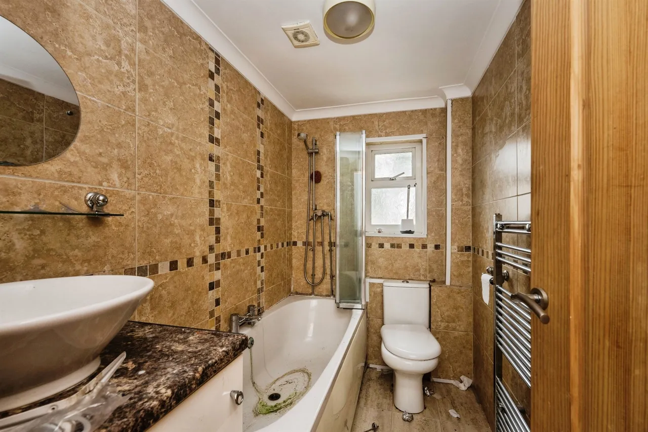 Parc Avenue, Swansea, SA6, photo 10