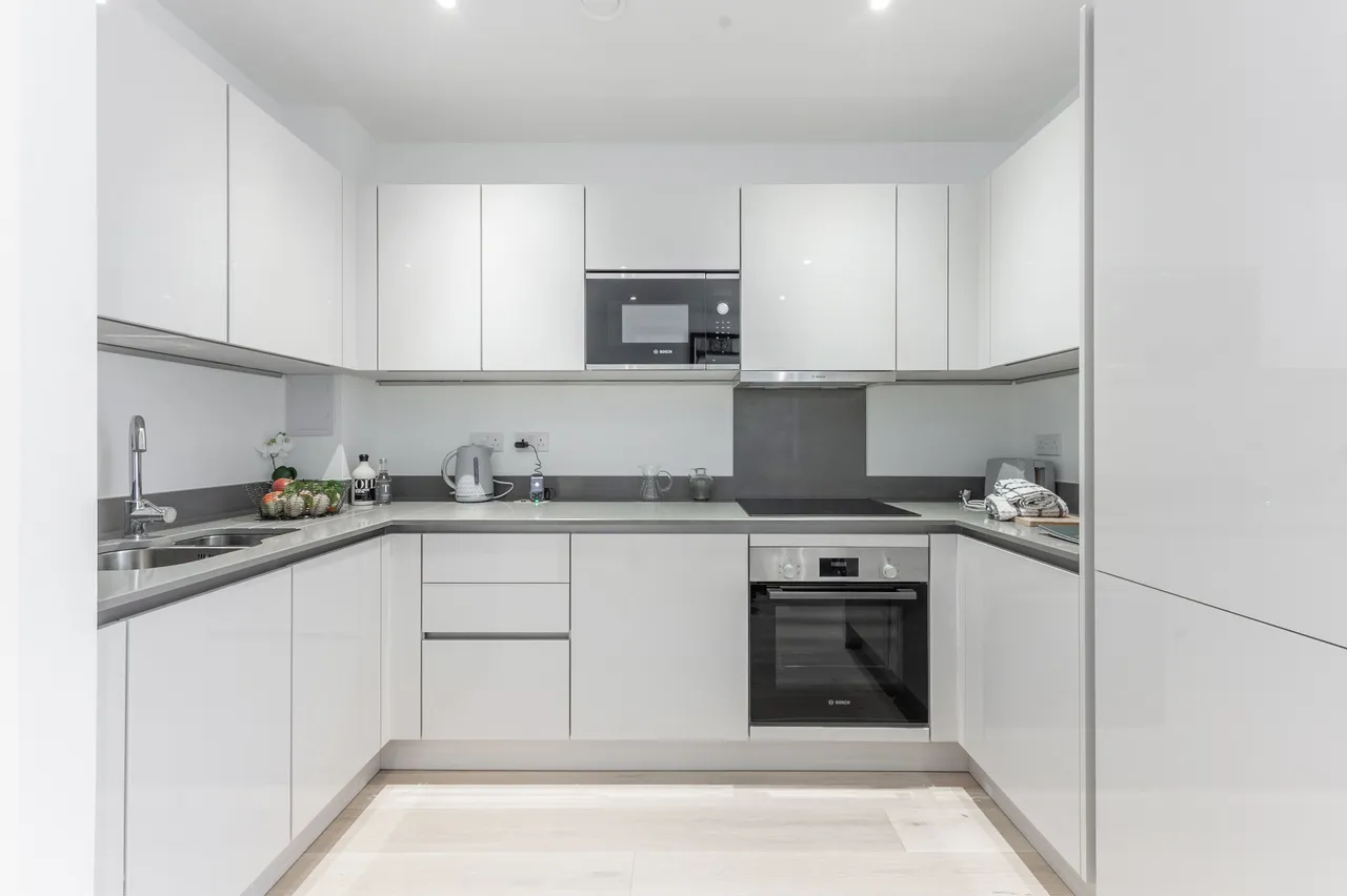 1 Brentwater Terrace, Westminster Road, LONDON, photo 4
