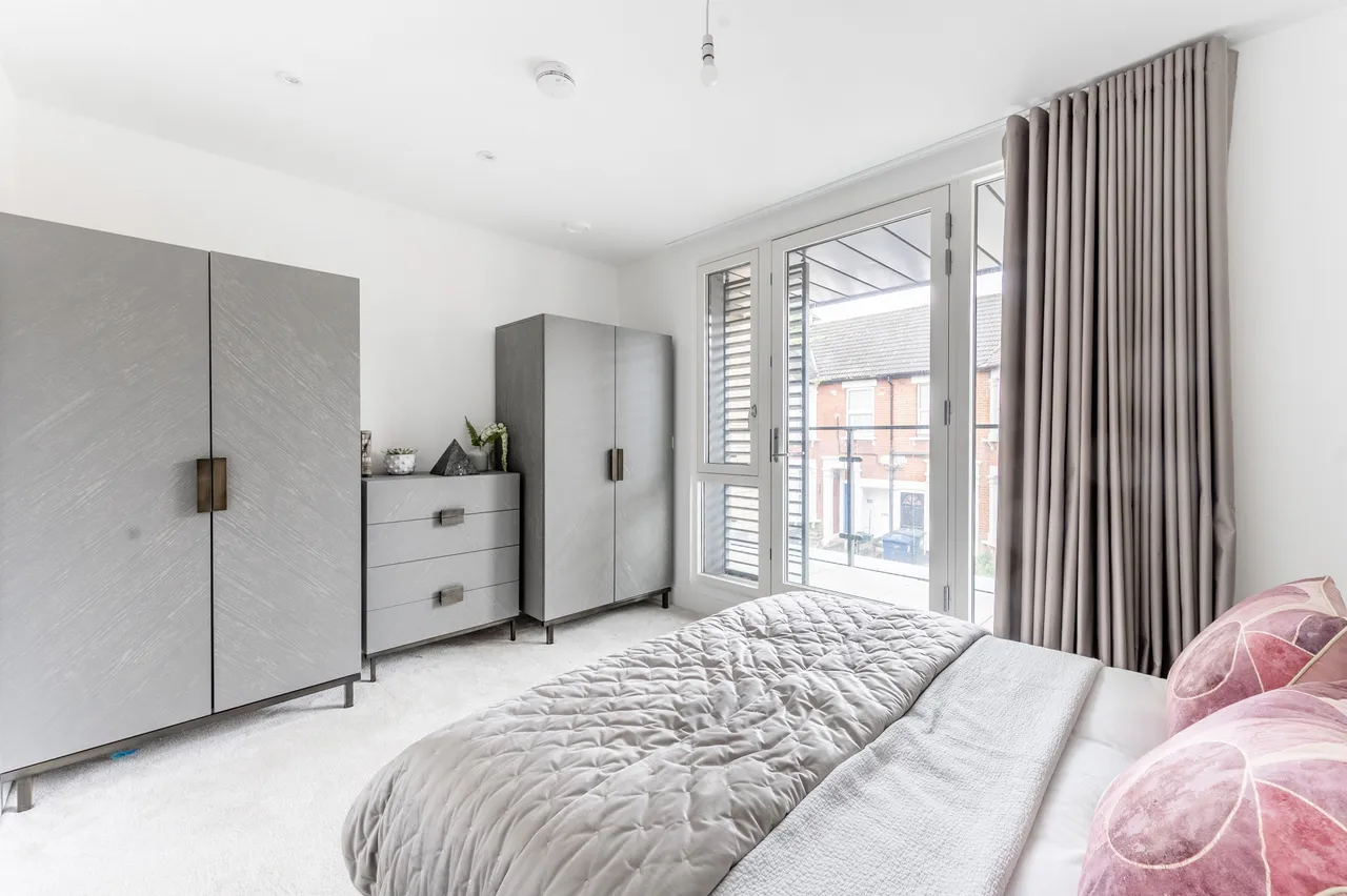 1 Brentwater Terrace, Westminster Road, LONDON, photo 6