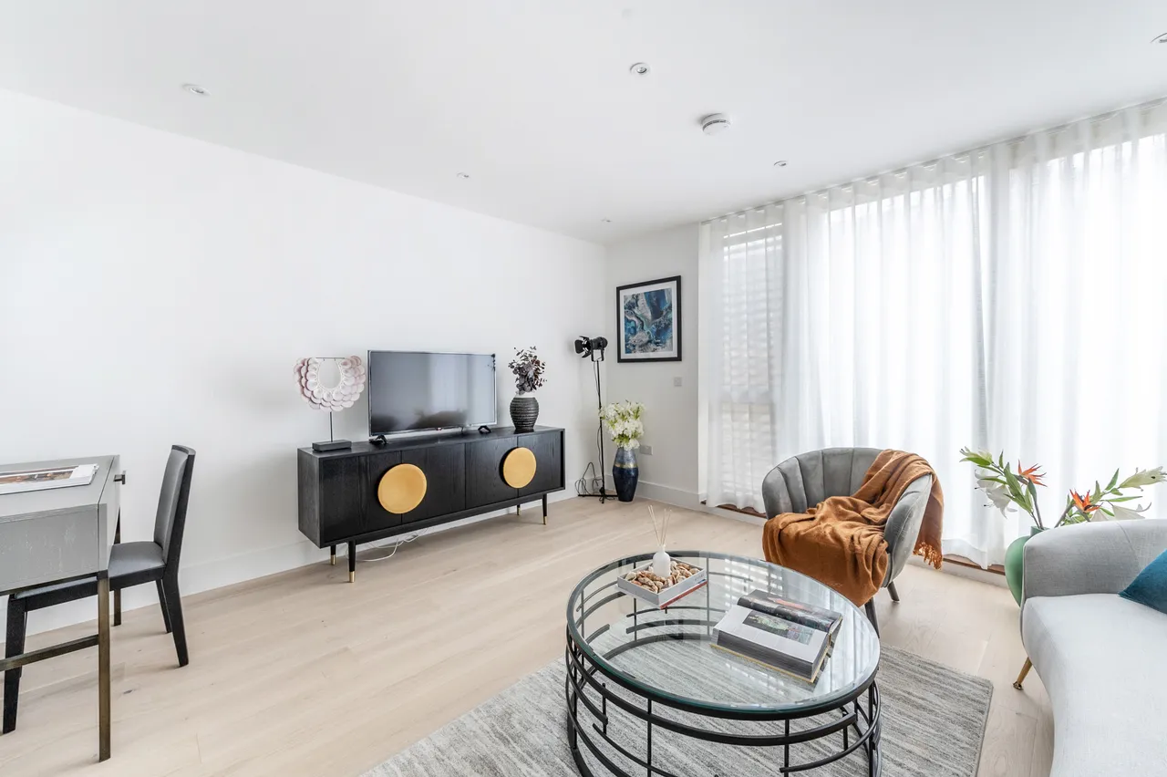 1 Brentwater Terrace, Westminster Road, LONDON, photo 9