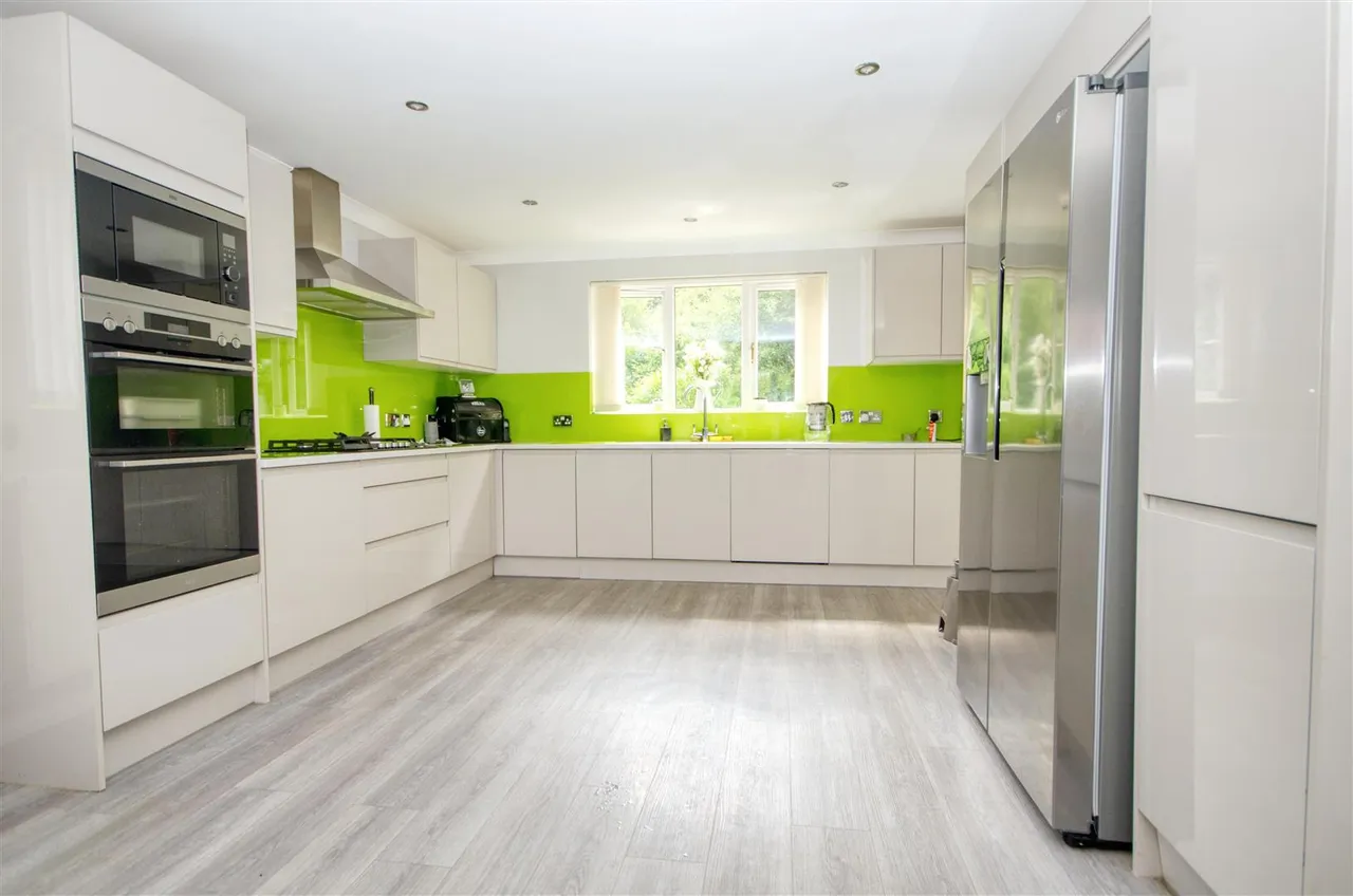 Thistle Road, Hedge End, Southampton, SO30 0TT, photo 4