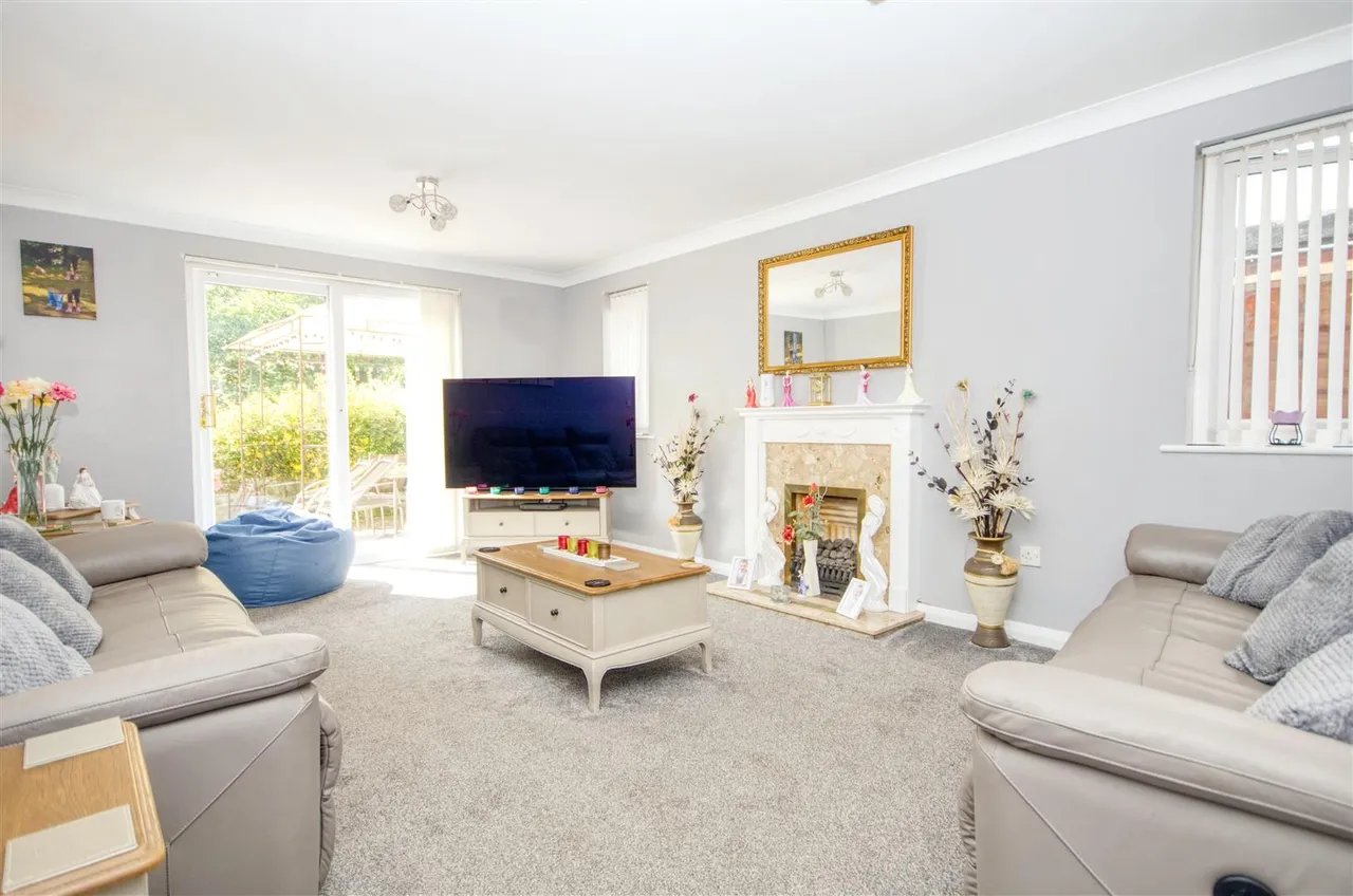 Thistle Road, Hedge End, Southampton, SO30 0TT, photo 3