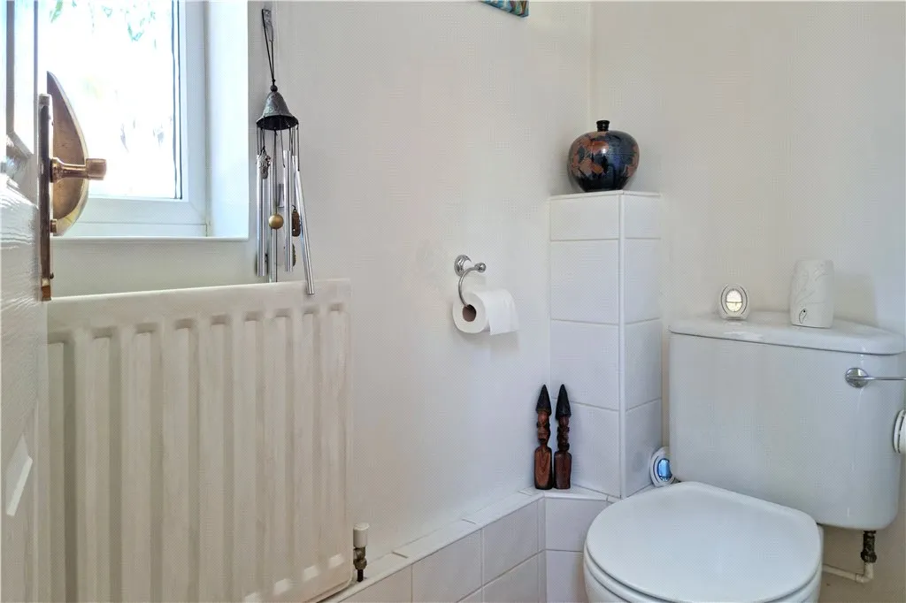 Brushfield Way, Knaphill, GU21, photo 19
