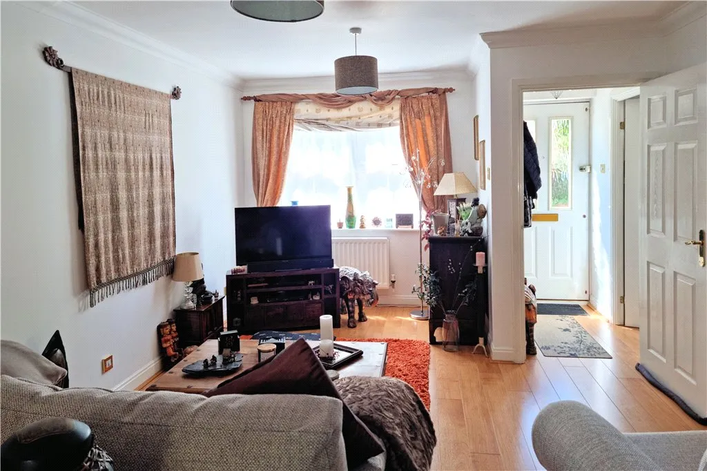 Brushfield Way, Knaphill, GU21, photo 10