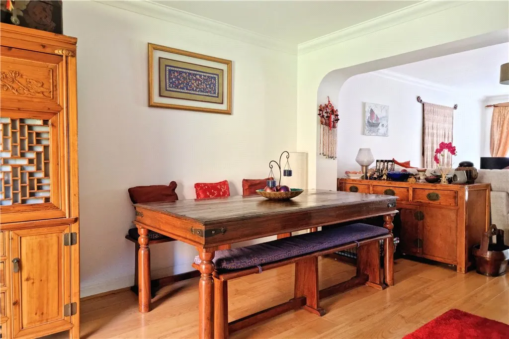 Brushfield Way, Knaphill, GU21, photo 16