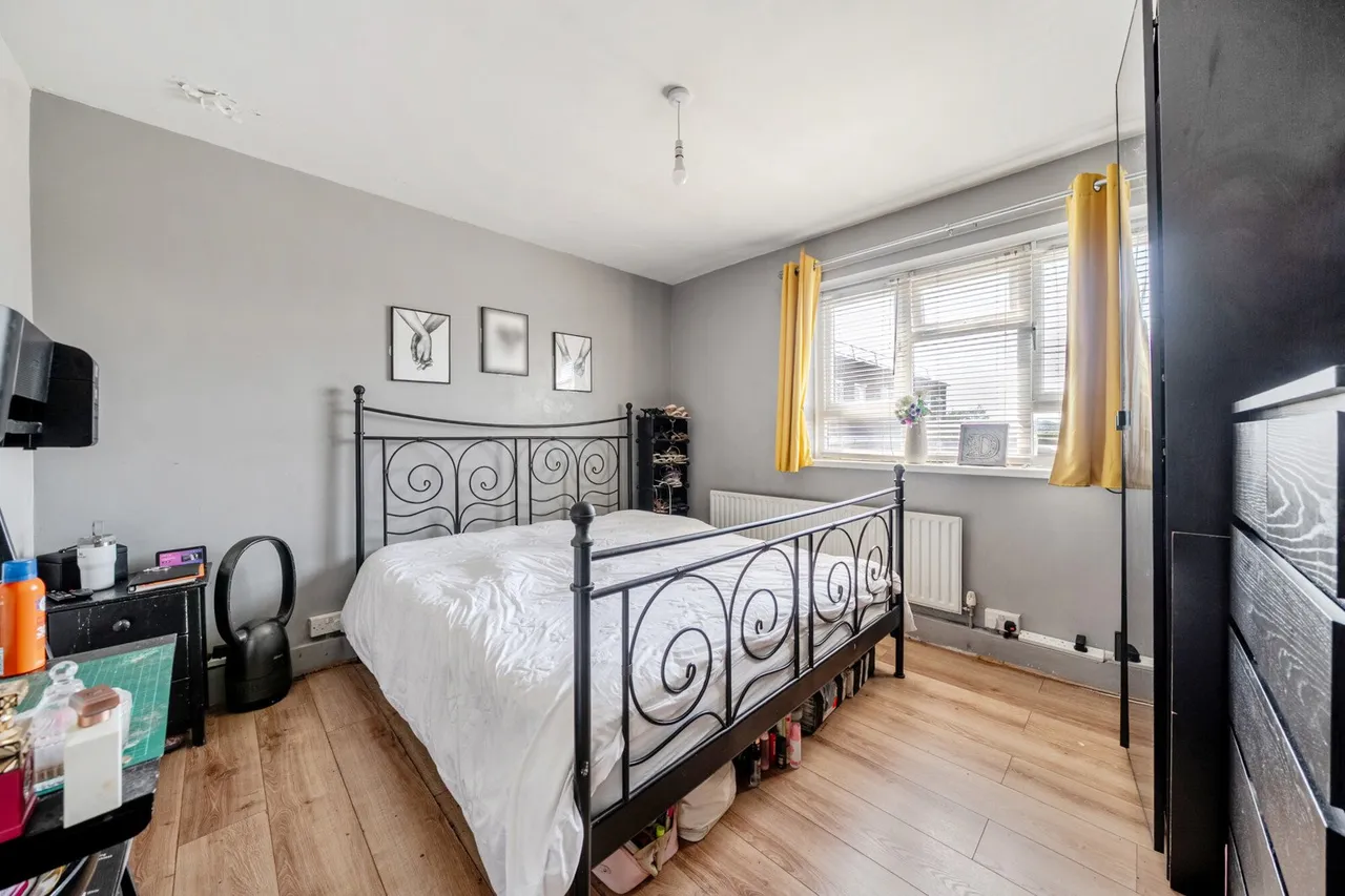 Hither Green Lane, SE13, photo 9