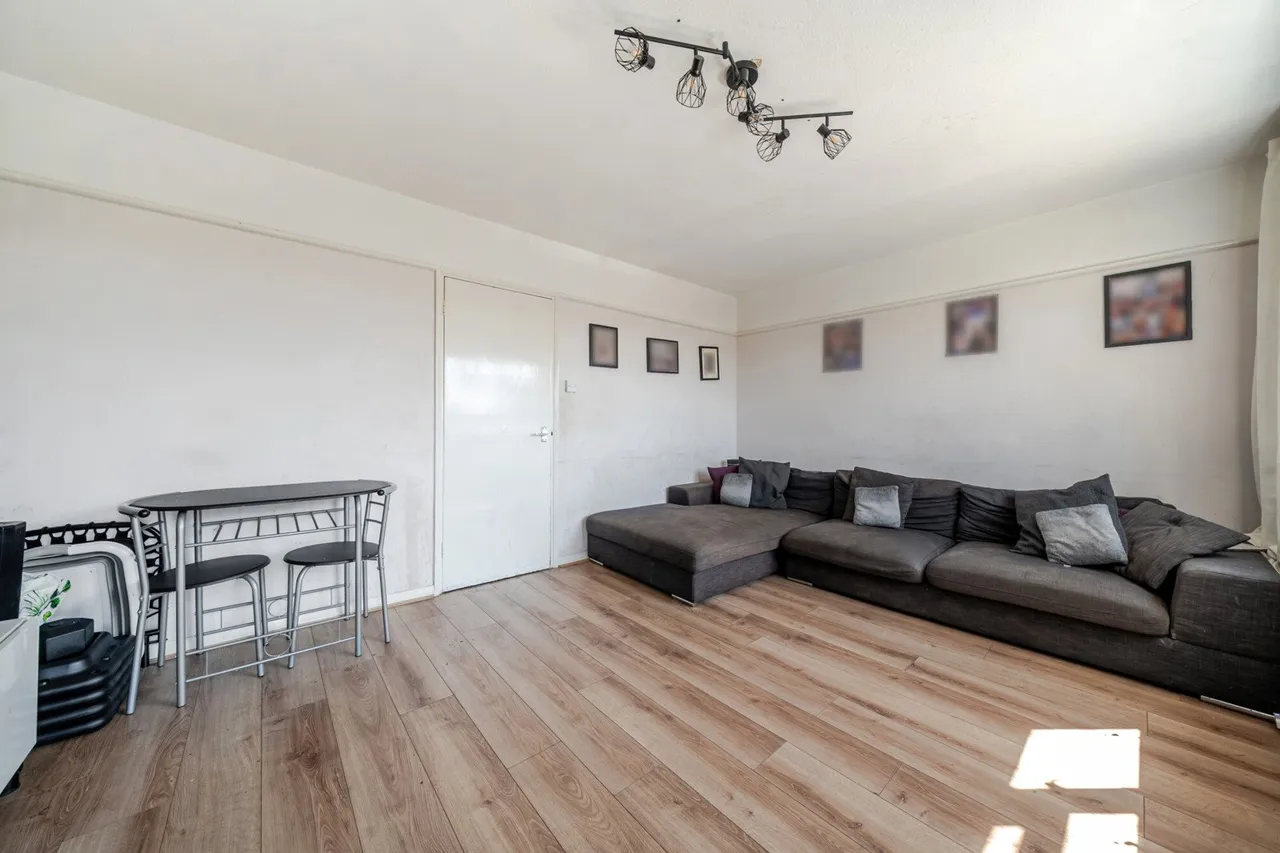 Hither Green Lane, SE13, photo 10