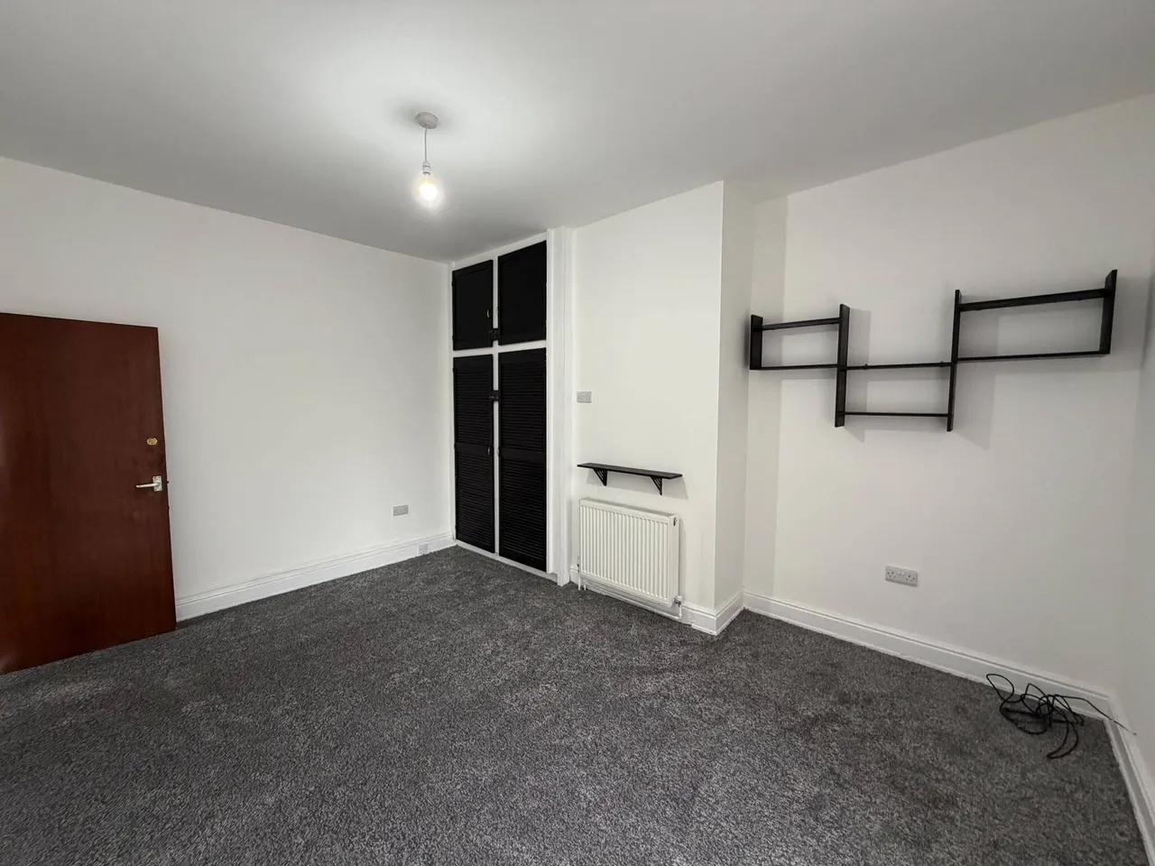 Blackmoorfoot Road, Crosland Moor, Huddersfield, photo 7