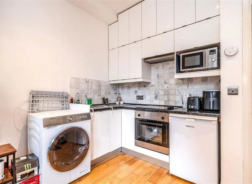 Waldegrave Road, Teddington, TW11, photo 3