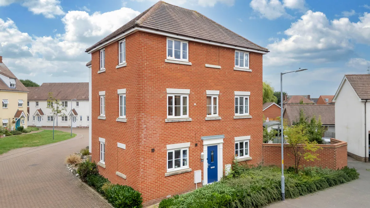 4 bed house for sale, Norfolk, NR18