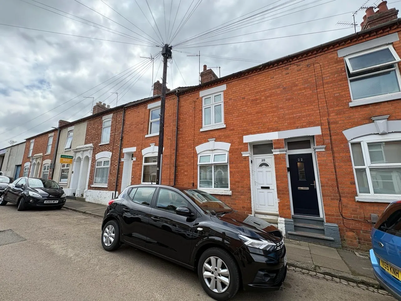 3 bed house to rent — Moore Street, NORTHAMPTON