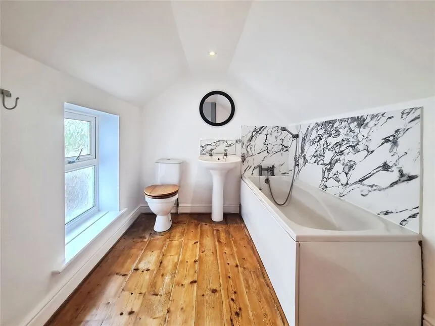 Dibles Road, Warsash, SO31, photo 7