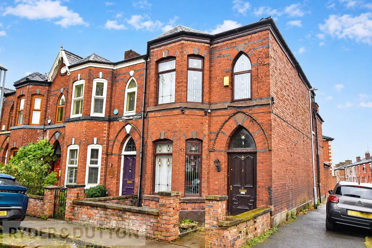 3 bed house for sale, St. James Terrace, Heywood, OL10