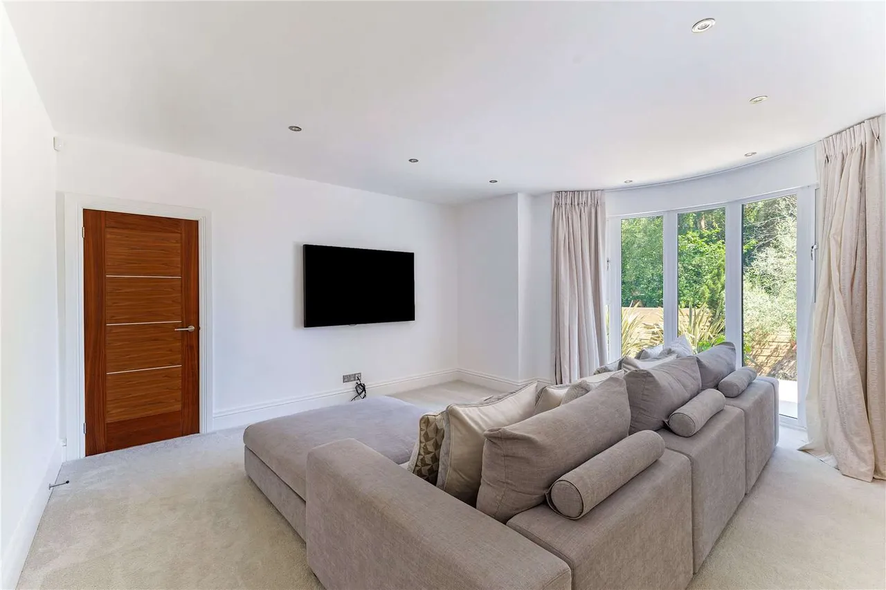 Branksome Hill Road, Bournemouth, Dorset, BH4 9LD, photo 9
