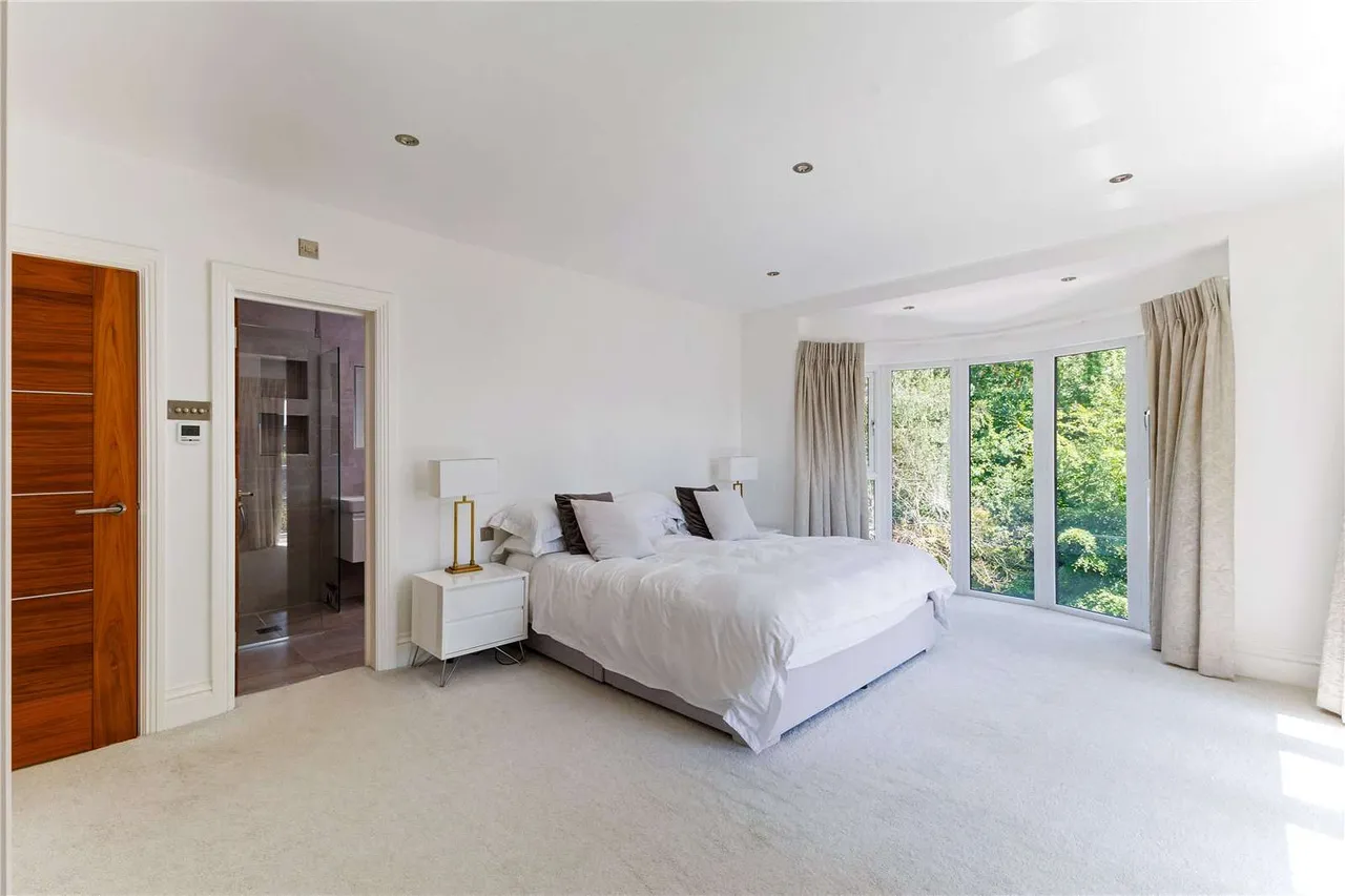 Branksome Hill Road, Bournemouth, Dorset, BH4 9LD, photo 11