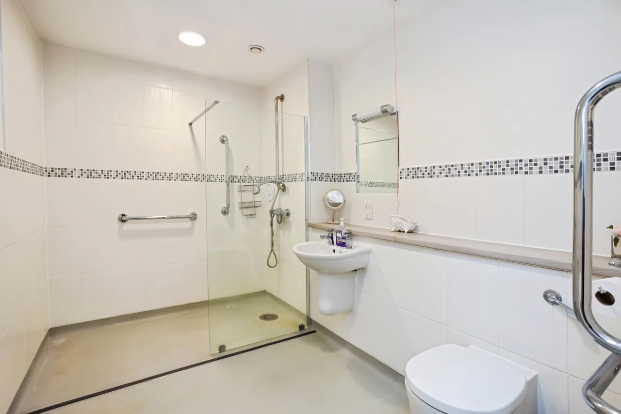 Tudeley Lane, Tonbridge, TN11, photo 11