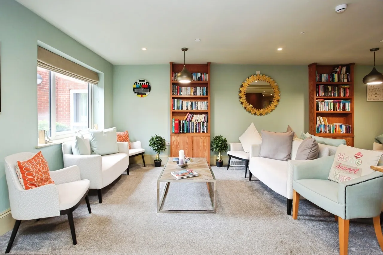 Tudeley Lane, Tonbridge, TN11, photo 9