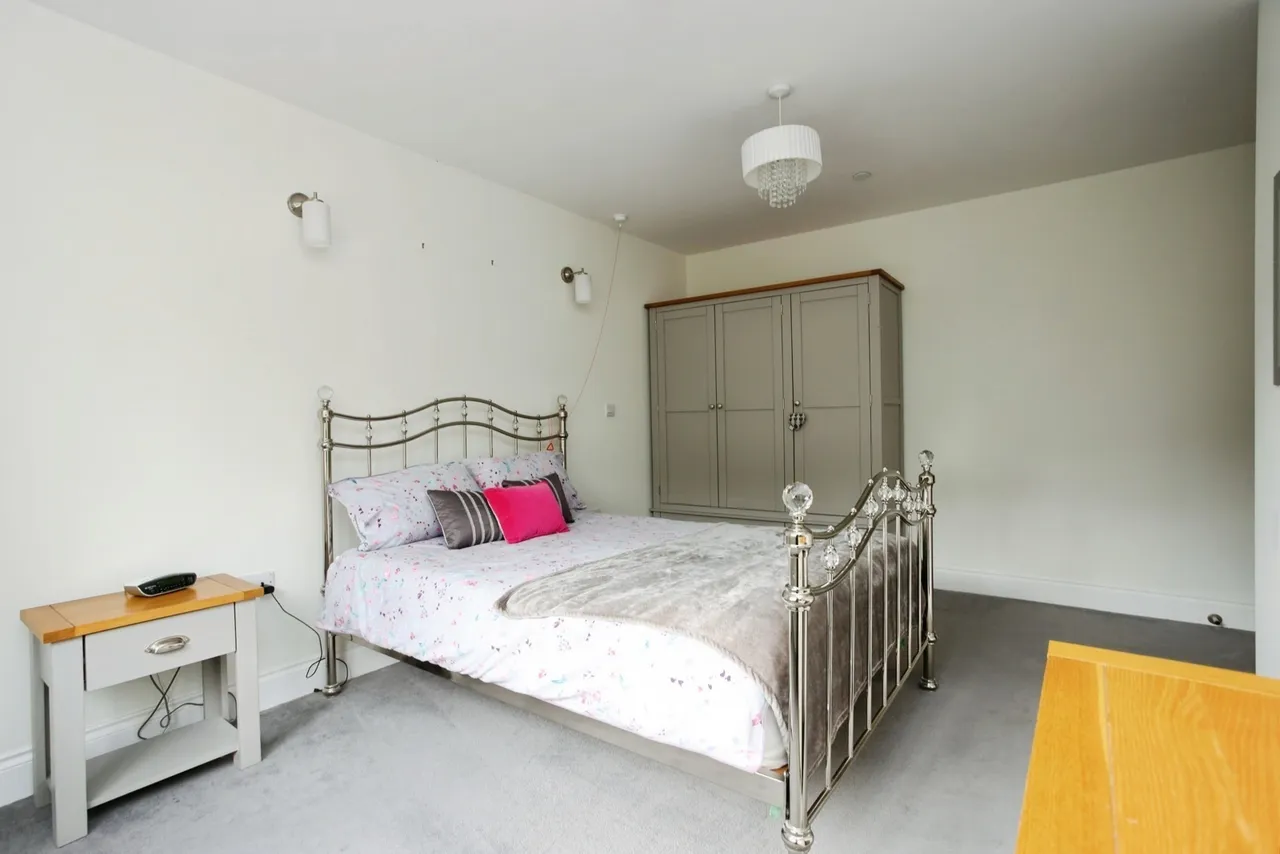 Tudeley Lane, Tonbridge, TN11, photo 14