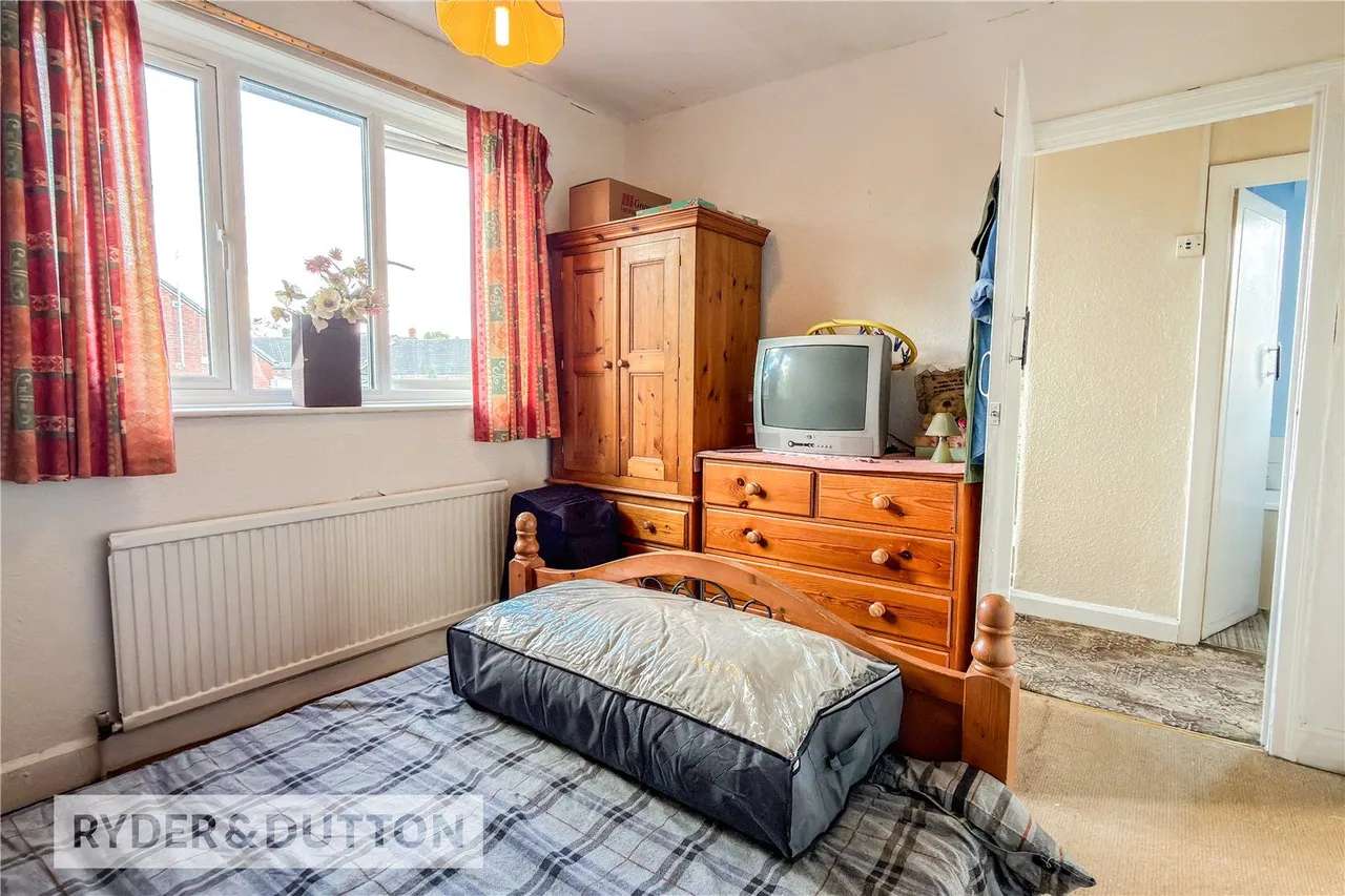 Broadway, New Moston, M40, photo 14