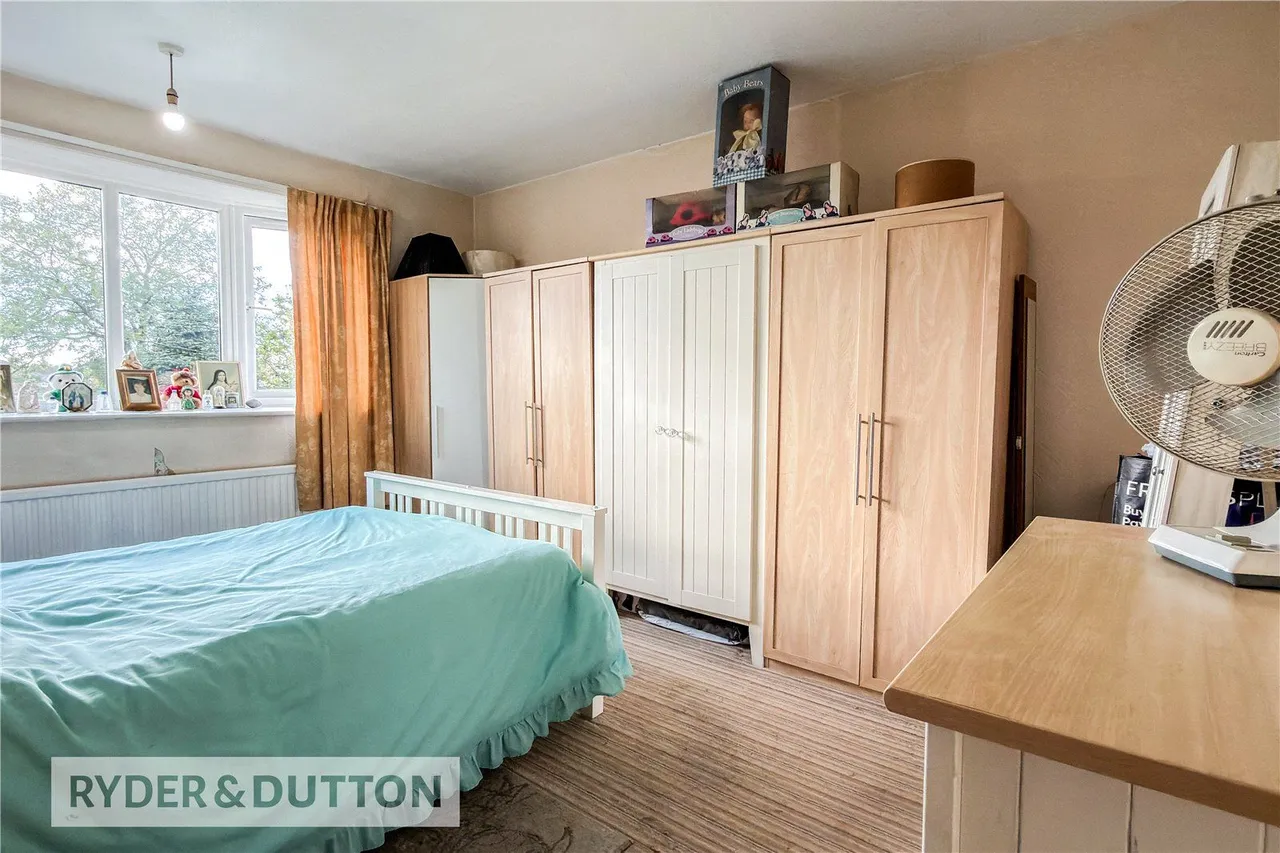 Broadway, New Moston, M40, photo 11