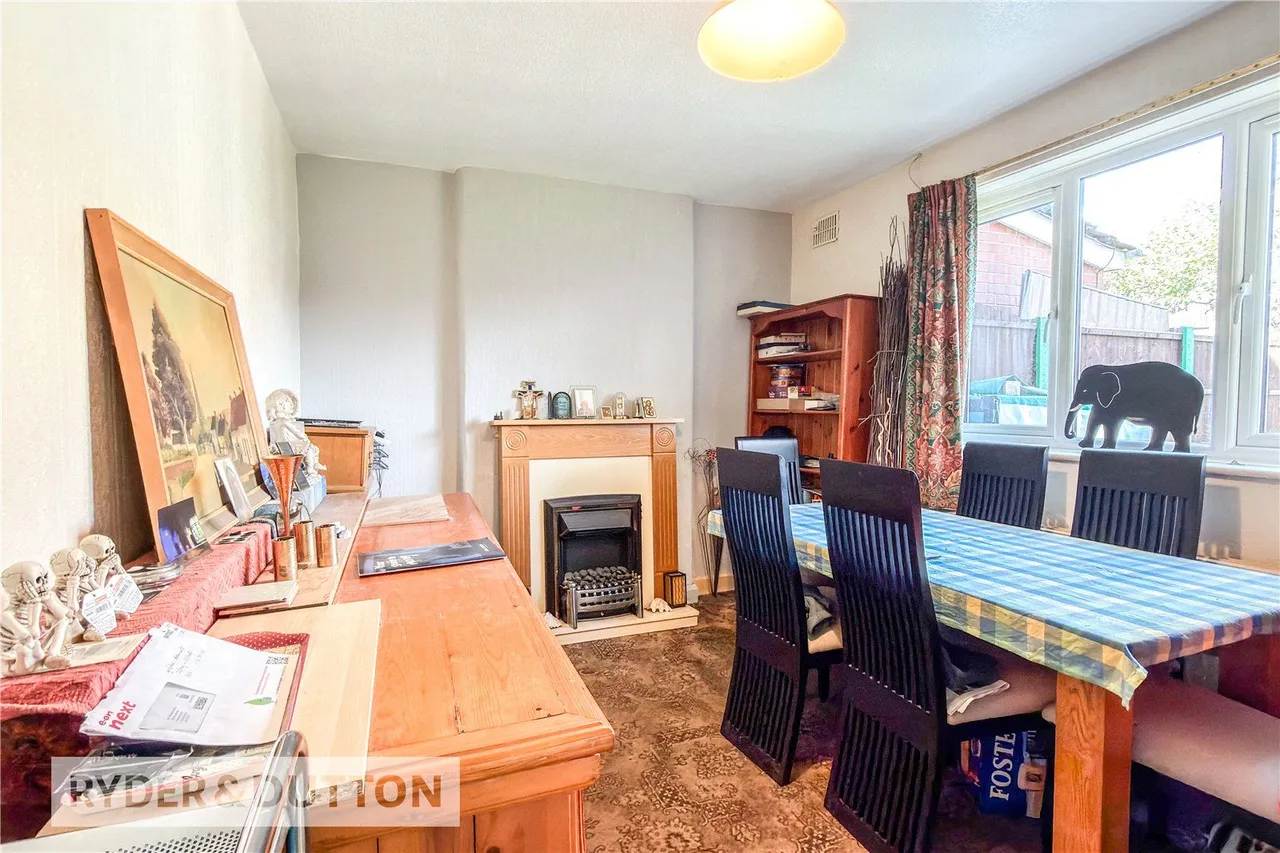 Broadway, New Moston, M40, photo 7