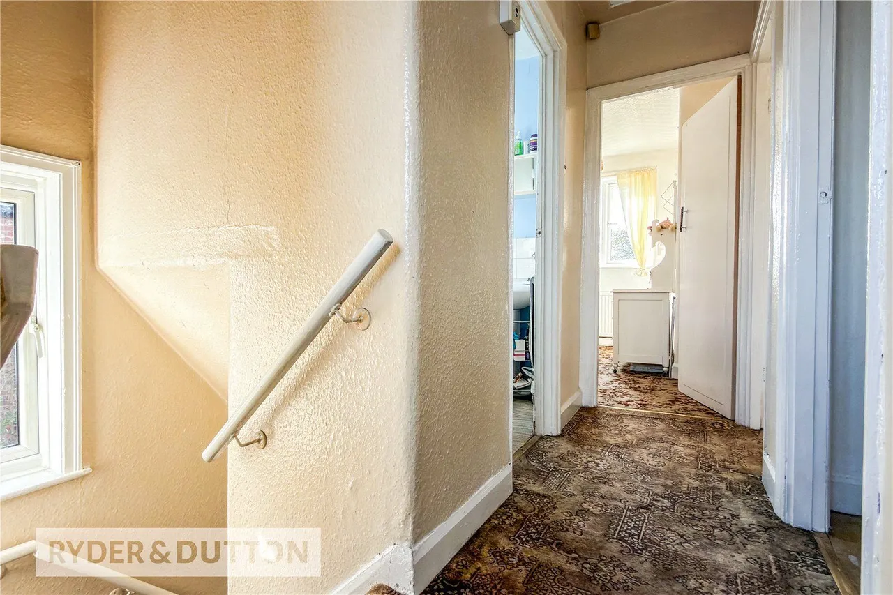 Broadway, New Moston, M40, photo 10