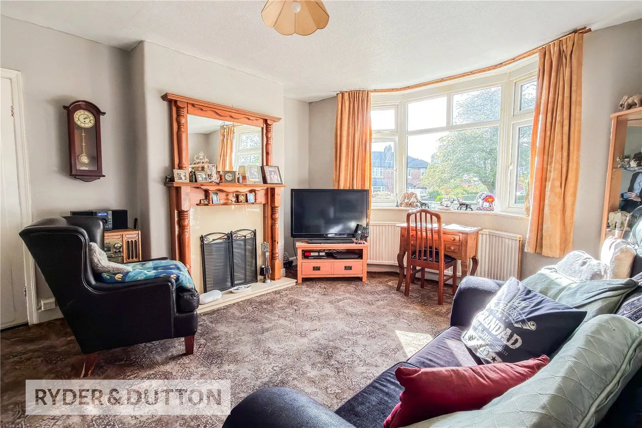 Broadway, New Moston, M40, photo 3