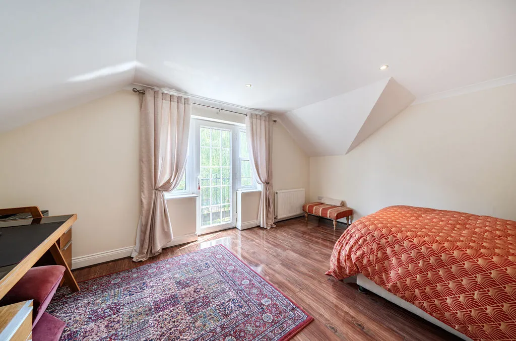 Wyndhurst Close, South Croydon CR2 6EP, photo 17