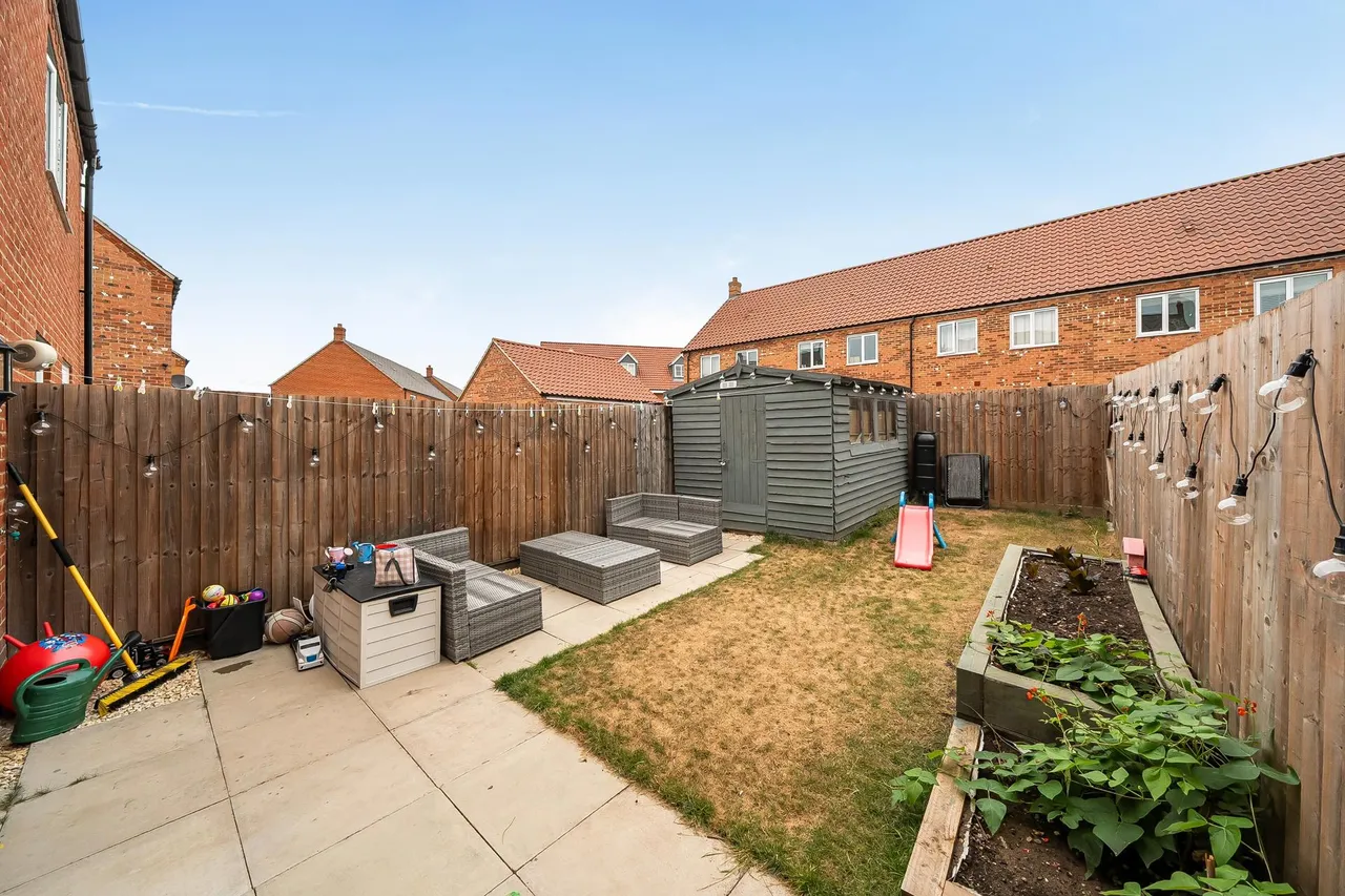 Walshaw Close, Branston, LN4, photo 20